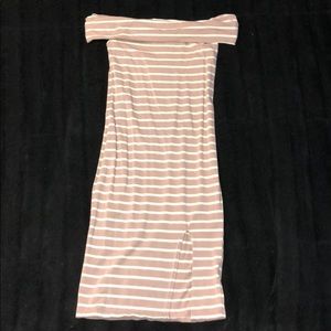 Did the shoulder dress